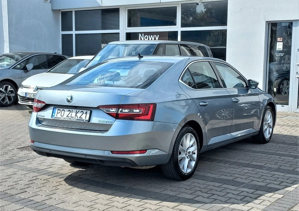 Skoda Superb cena 87900 przebieg: 98000, rok produkcji 2019 z Krzepice małe 277